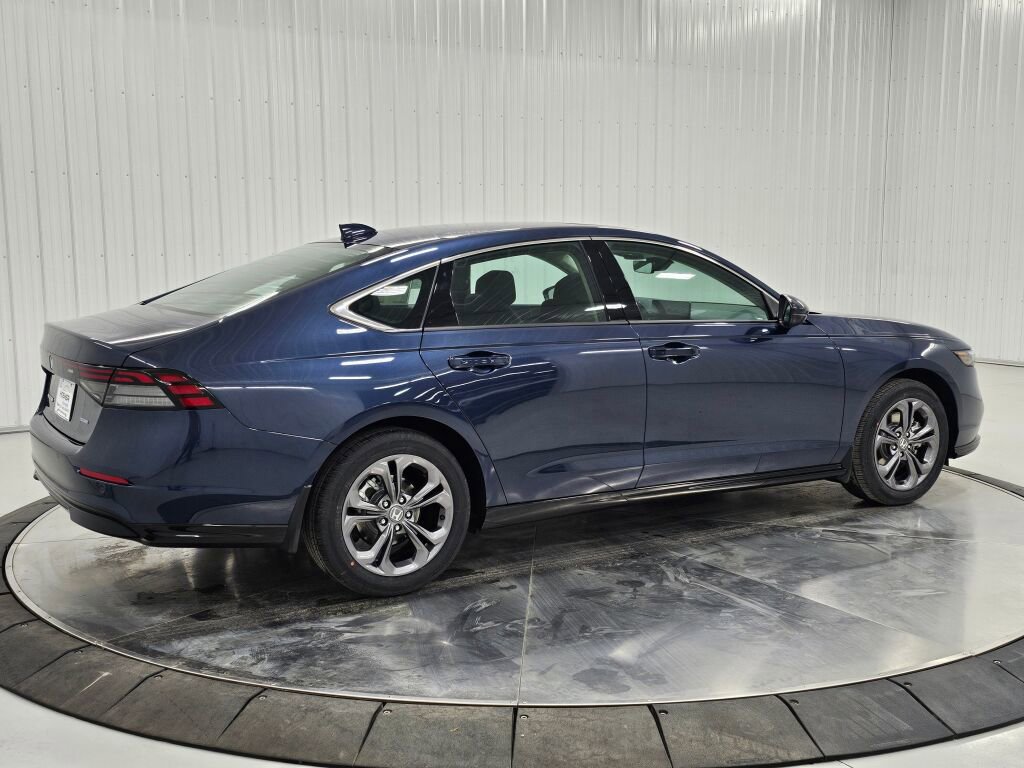 New 2025 Honda Accord EX-L image 30