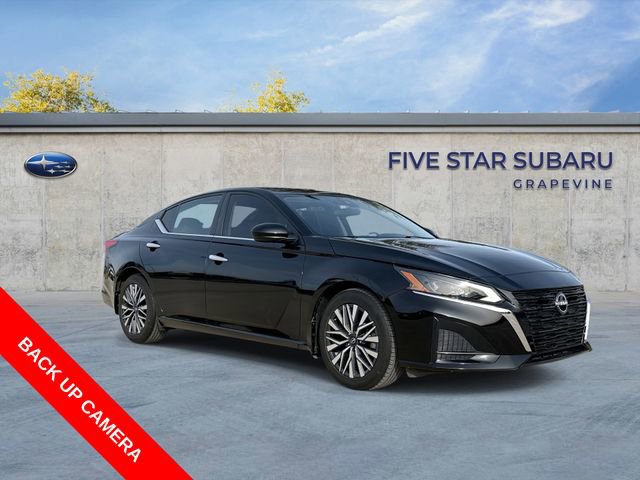 Used 2023 Nissan Altima 2.5 SV image 1