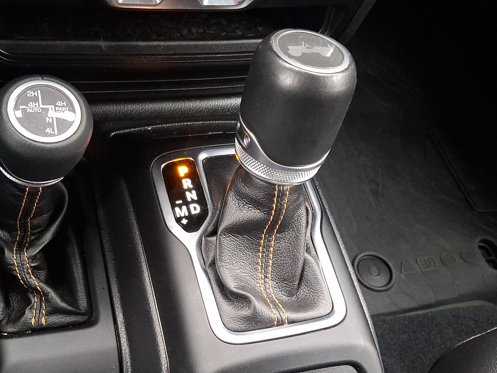 Used 2022 Jeep Wrangler Unlimited Sahara image 15