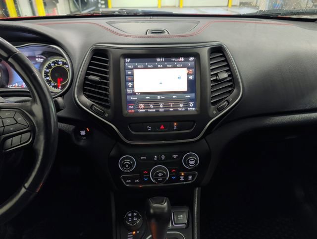 Used 2021 Jeep Cherokee Trailhawk w/ Sun, Sound & Nav Group image 9