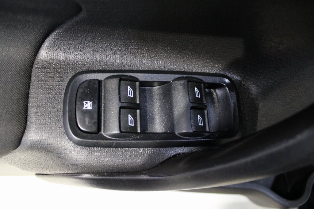 Used 2018 Ford Fiesta SE w/ Equipment Group 201A image 24