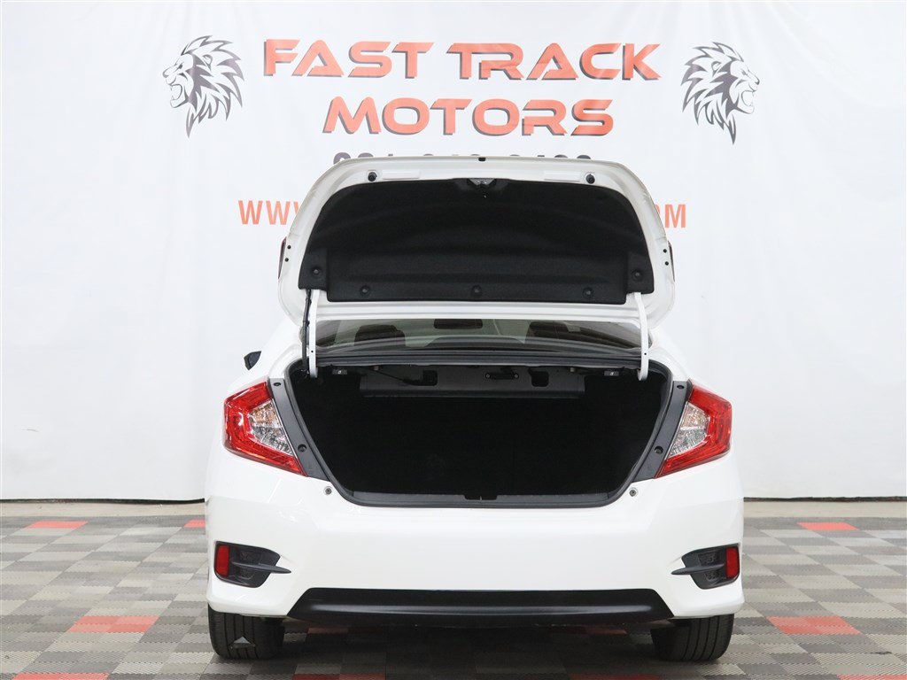 Used 2018 Honda Civic EX-T image 6