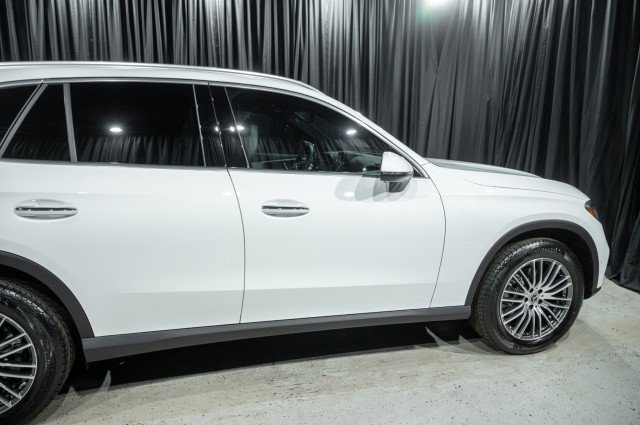 Certified 2026 Mercedes-Benz GLC 300 4MATIC image 4