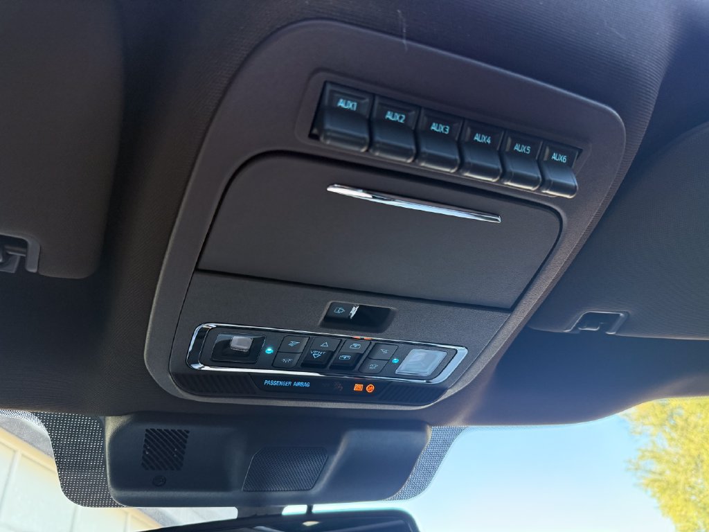 Used 2027 Ford F350 King Ranch w/ Tremor Off-Road Package AWD/4WD image 35