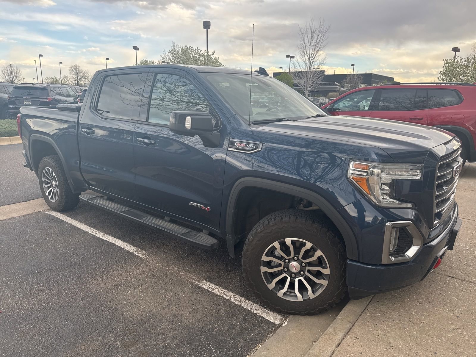 Used 2020 GMC Sierra 1500 AT4 w/ AT4 Premium Package image 2