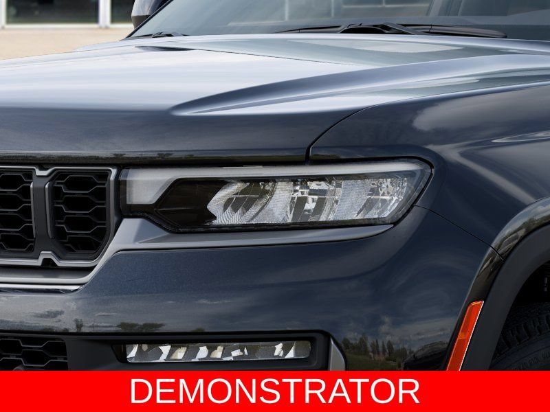 New 2026 Jeep Grand Cherokee Limited AWD/4WD image 10