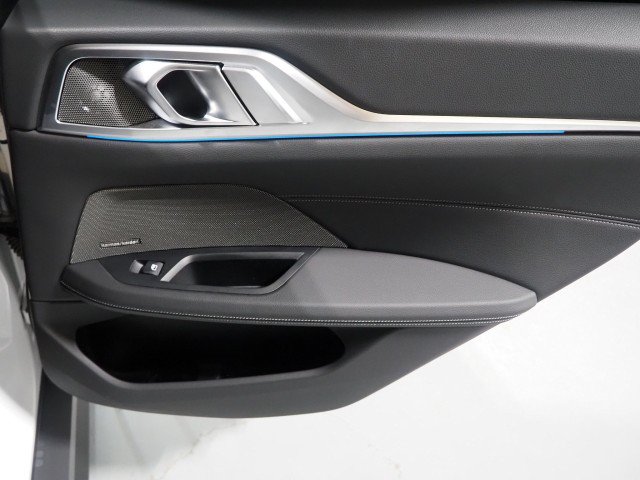 Used 2023 BMW i4 eDrive40 w/ Premium Package RWD image 70