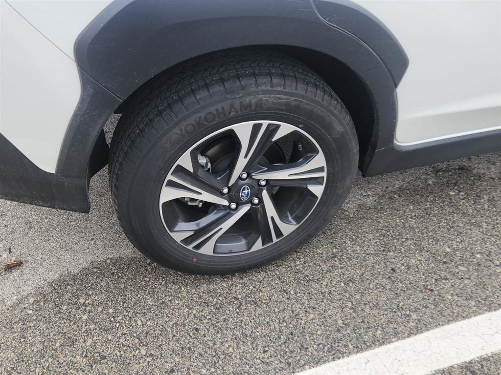 Used 2024 Subaru Crosstrek 2.0i Premium image 5