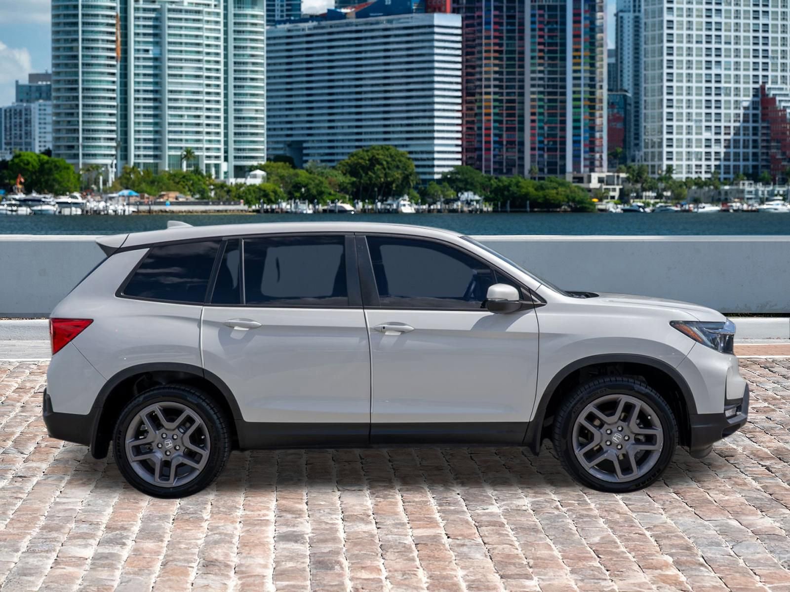 Certified 2023 Honda Passport EX-L image 4