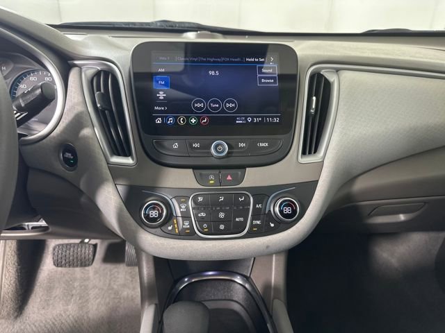 Used 2025 Chevrolet Malibu LT image 21