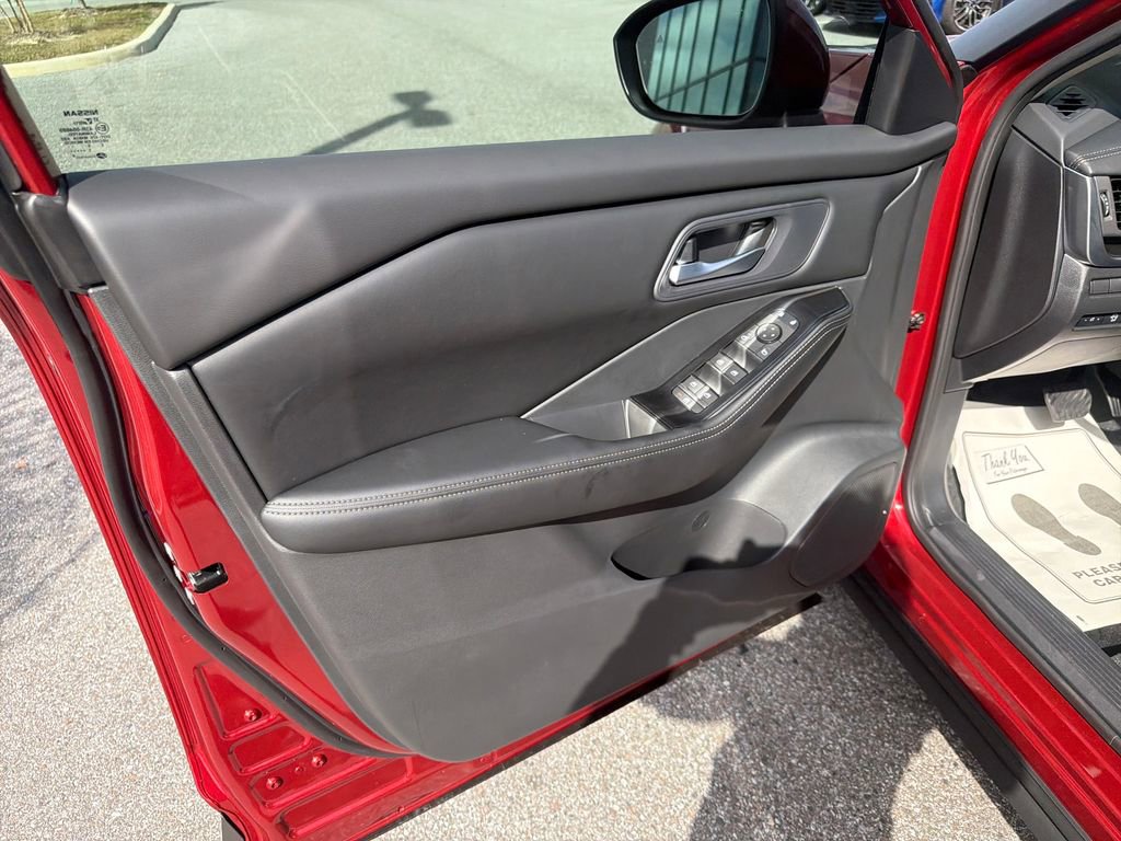 New 2026 Nissan Rogue SV image 14