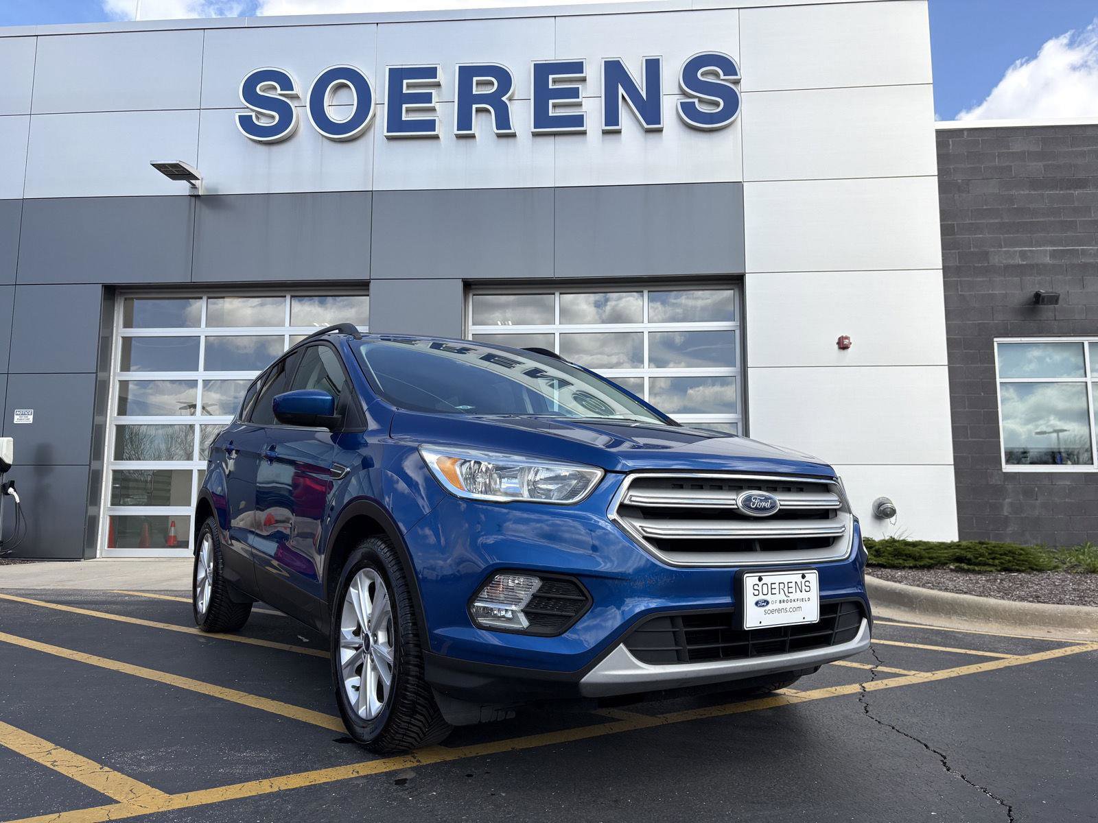 Used 2018 Ford Escape SE image 1