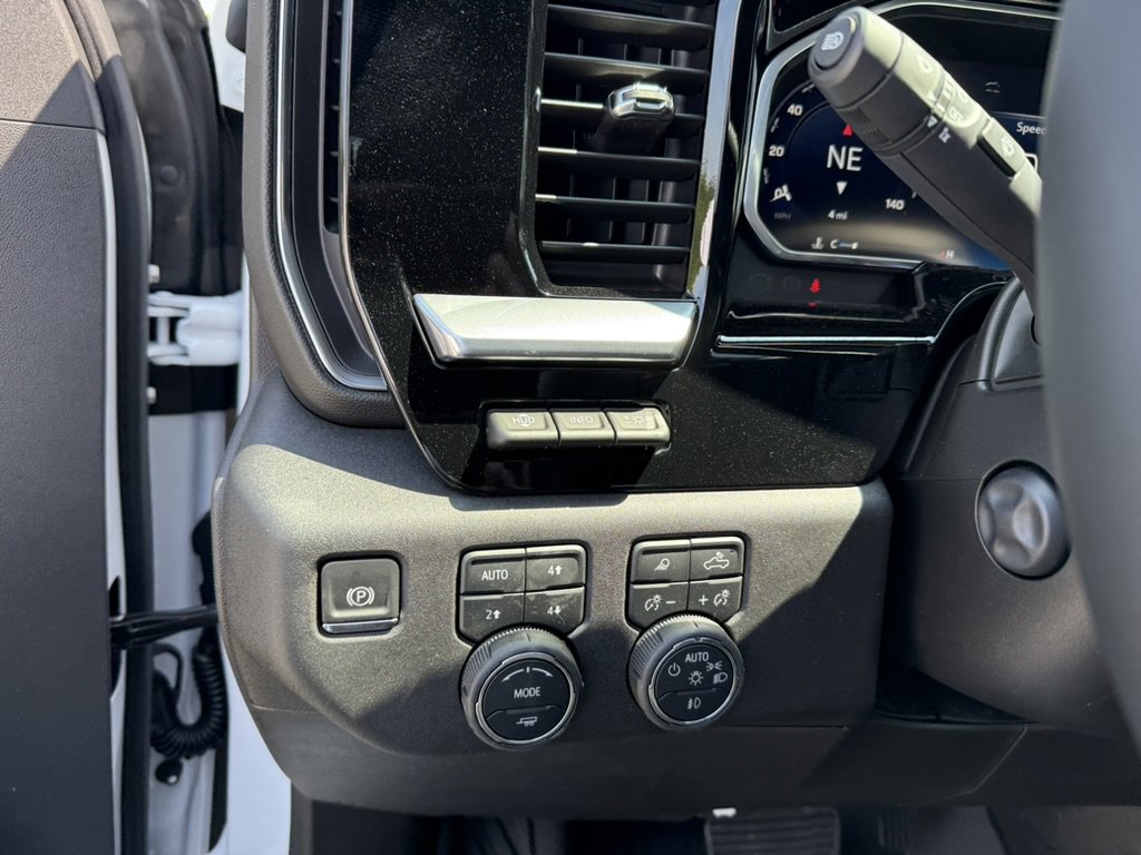 New 2026 Chevrolet Silverado 1500 LTZ w/ LTZ Premium Package image 16