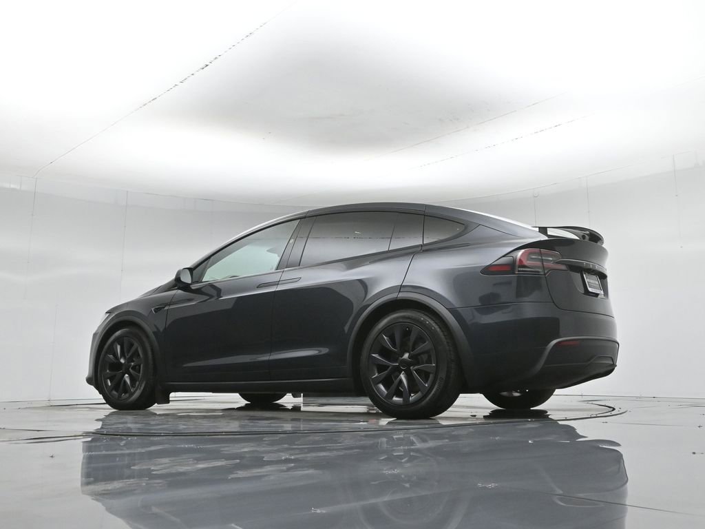 Used 2024 Tesla Model X image 46