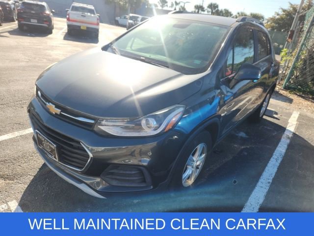 Used 2018 Chevrolet Trax LT w/ LT Convenience Package image 2