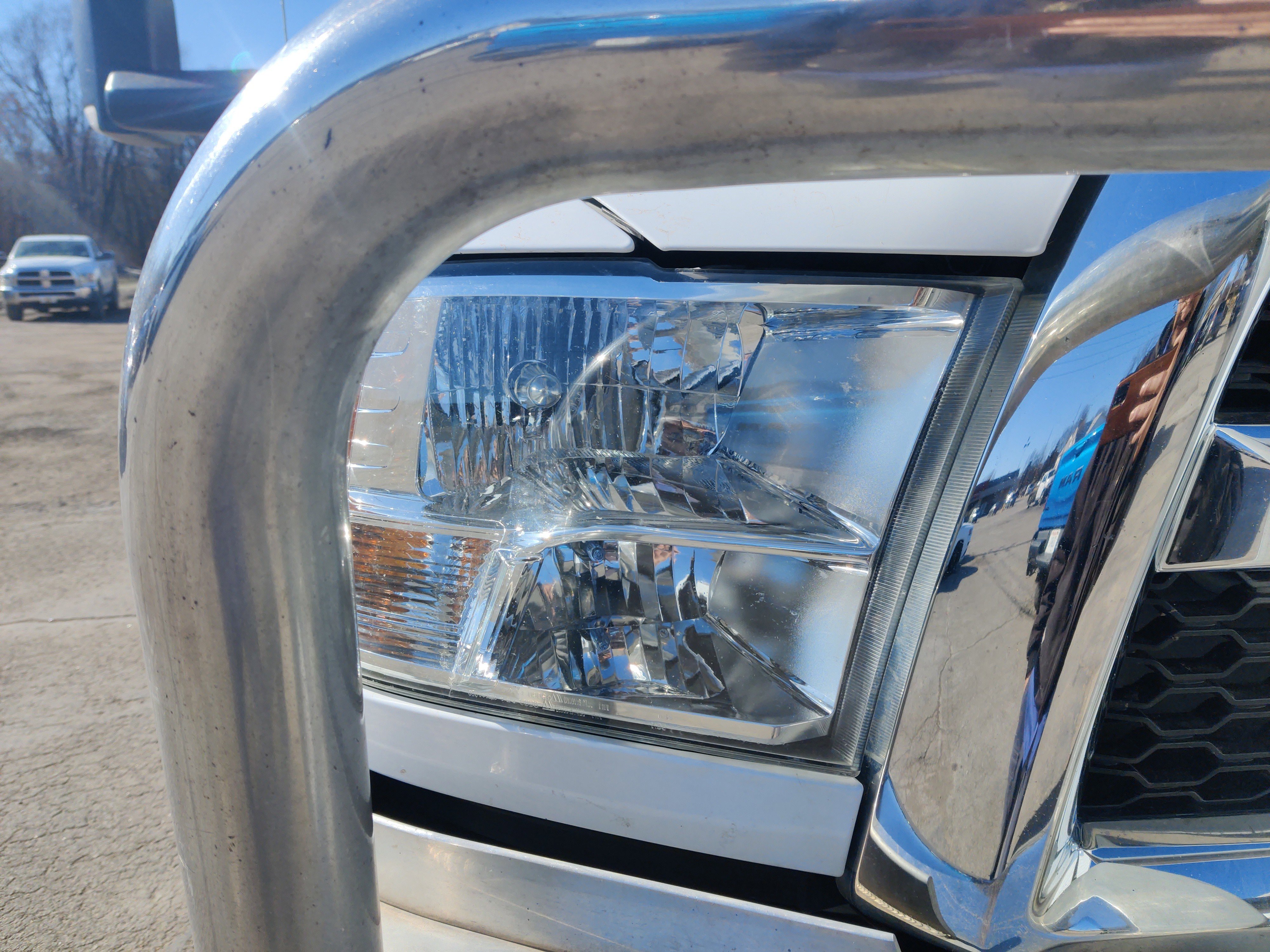 Used 2018 RAM 2500 Tradesman w/ Chrome Appearance Group image 4