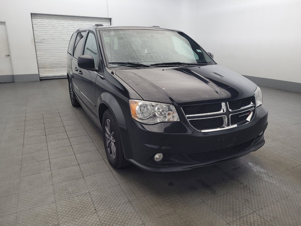 Used 2017 Dodge Grand Caravan SXT image 13