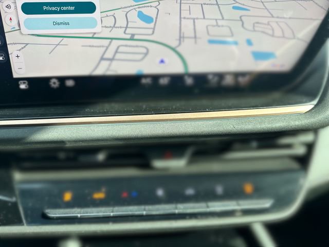 Certified 2025 Buick Envision Sport Touring image 18