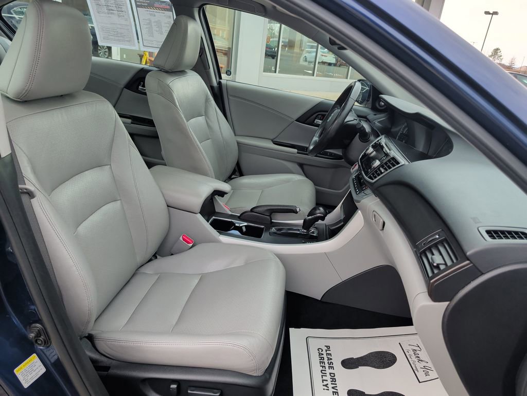 Used 2015 Honda Accord EX-L image 22