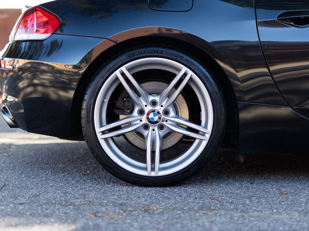 Used 2011 BMW Z4 sDrive35is RWD image 14