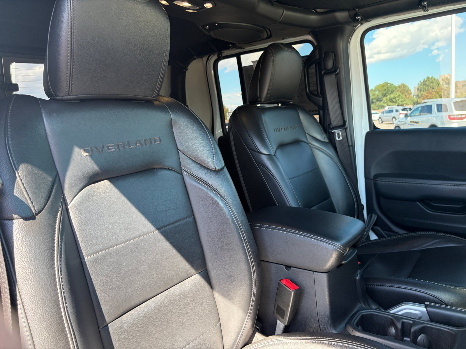 Used 2020 Jeep Gladiator Overland AWD/4WD image 31
