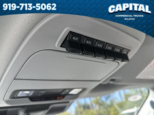 New 2026 Ford F250 XL w/ XL Chrome Package image 30