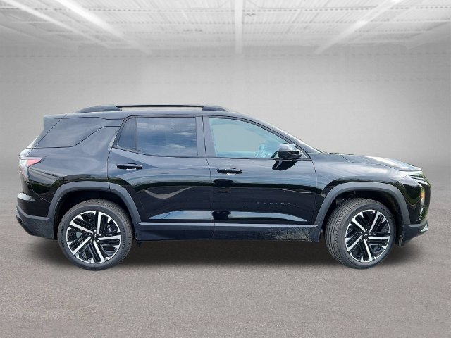 New 2027 Chevrolet Equinox RS w/ Safety and Technology Package FWD image 8