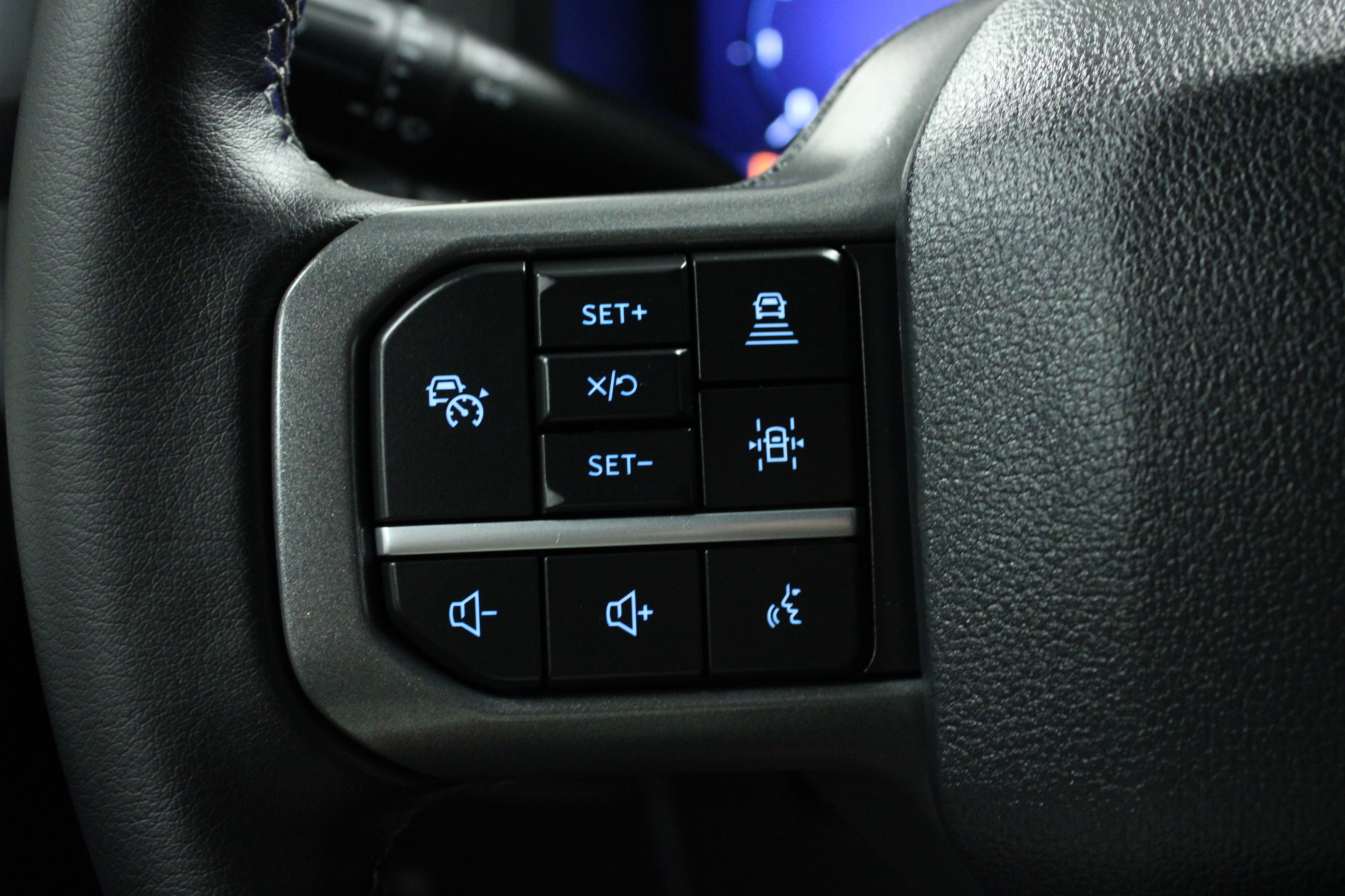 Used 2025 Ford F150 XLT w/ Equipment Group 302A MID image 20