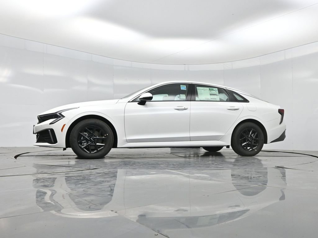 New 2026 Kia K5 LXS FWD image 6