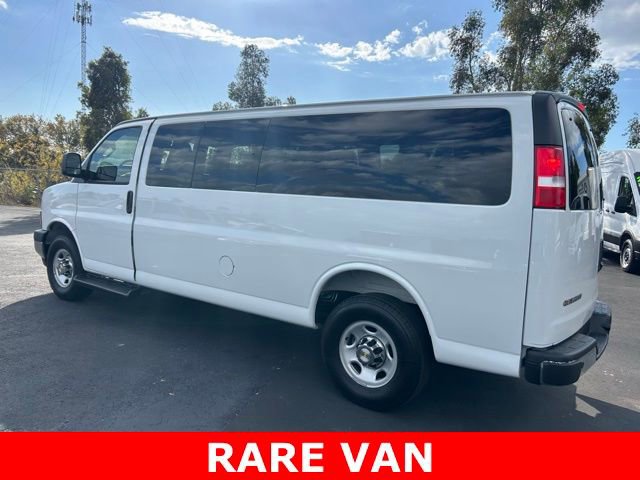 Used 2025 Chevrolet Express 3500 LT w/ LT Preferred Equipment Group image 4