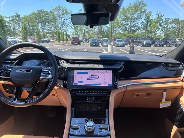 New 2026 Jeep Grand Cherokee L Summit AWD/4WD image 26