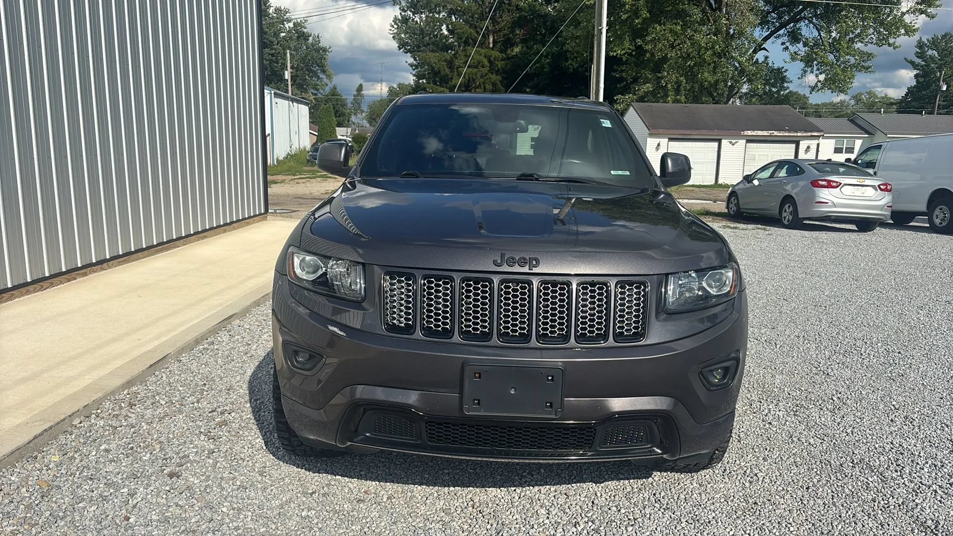 Used 2015 Jeep Grand Cherokee Altitude AWD/4WD image 11
