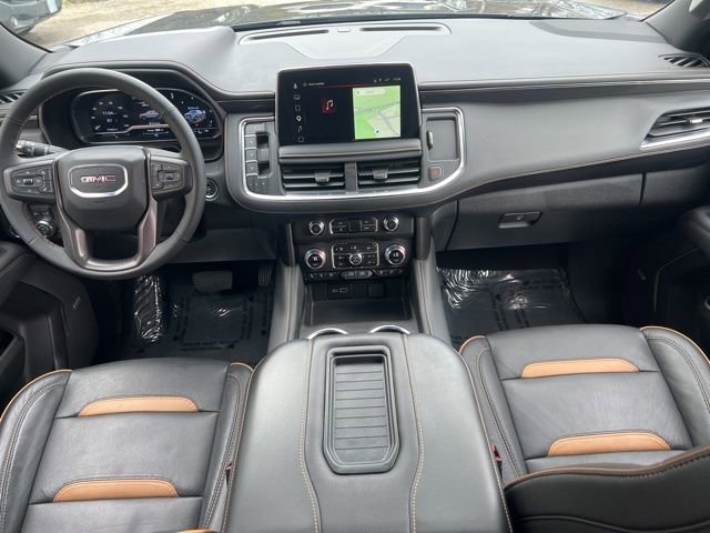 Used 2024 GMC Yukon XL AT4 w/ AT4 Premium Plus Package AWD/4WD image 24