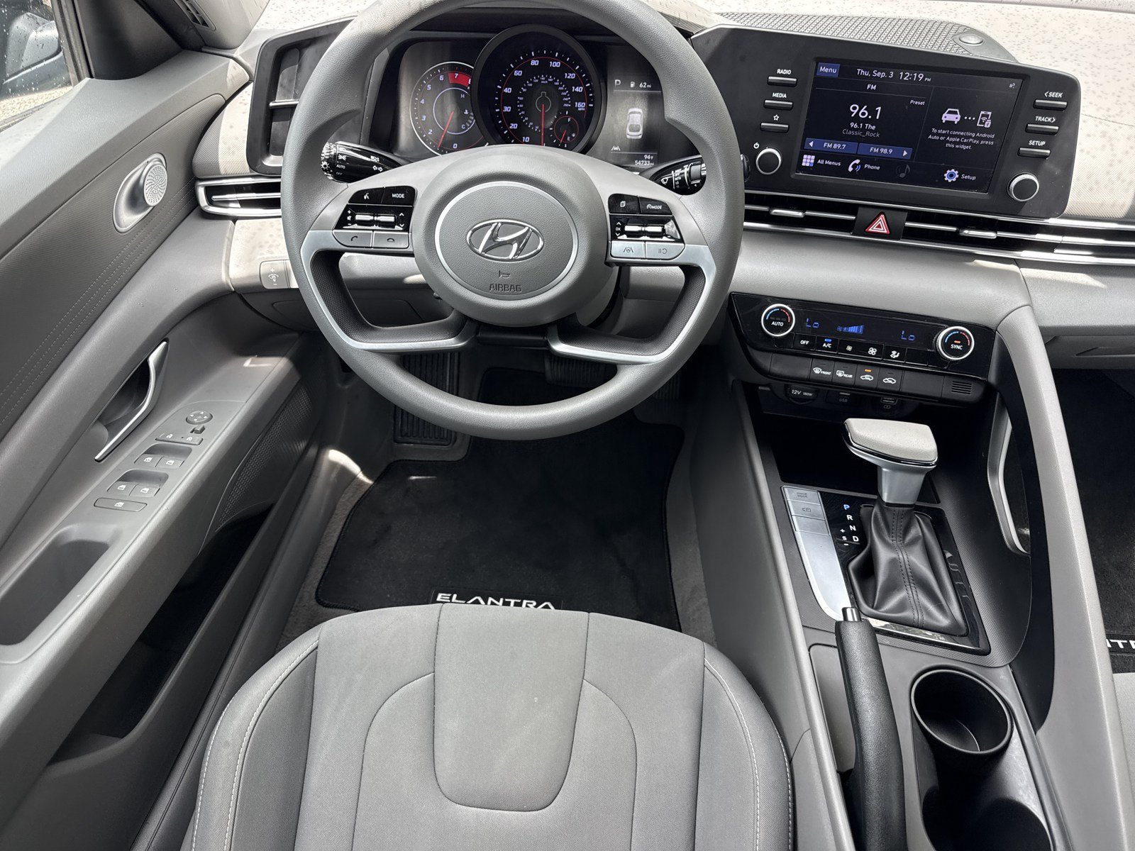Certified 2023 Hyundai Elantra SEL FWD image 14