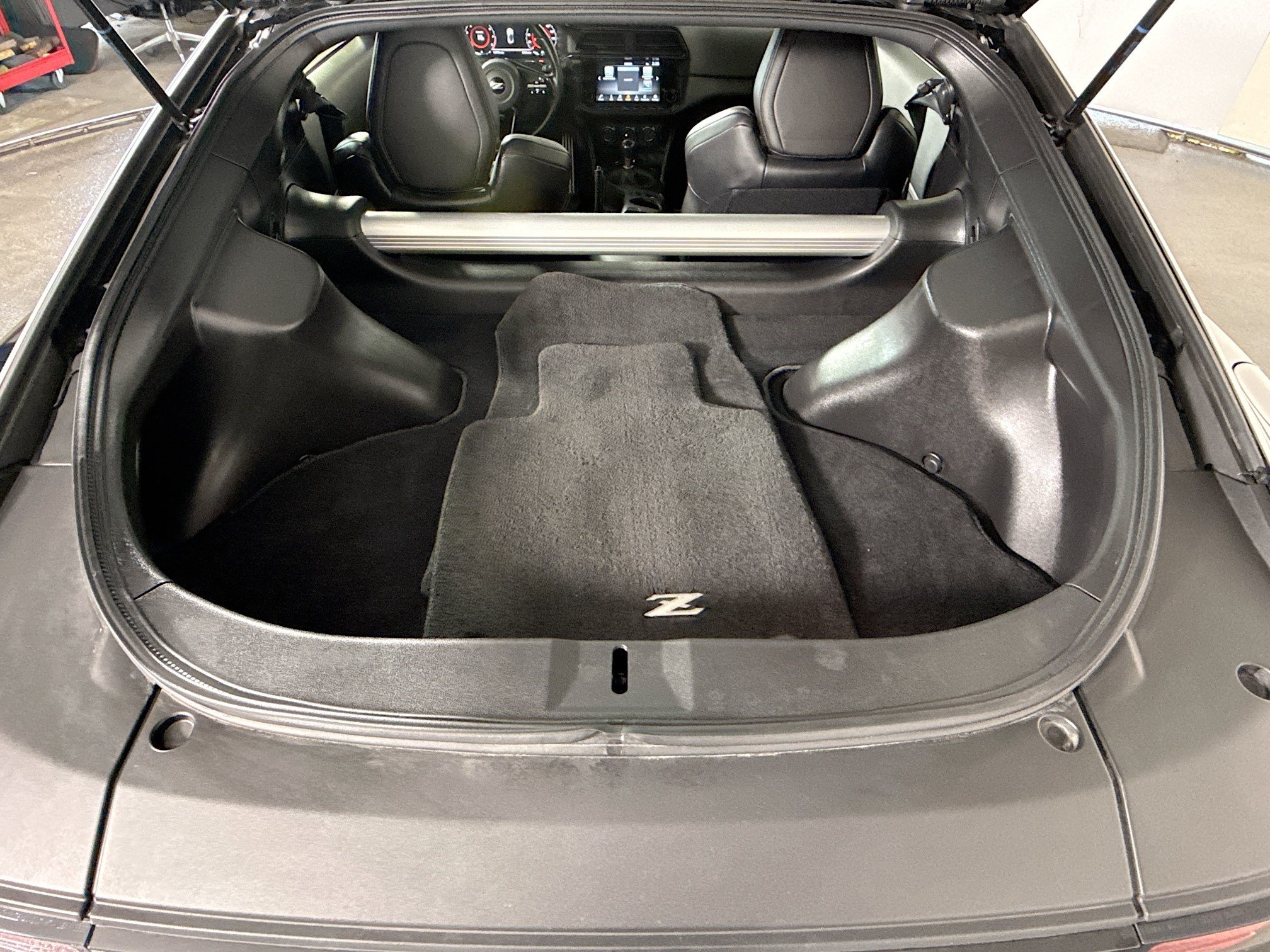 Used 2024 Nissan Z Performance w/ Floor Mat Package RWD image 31