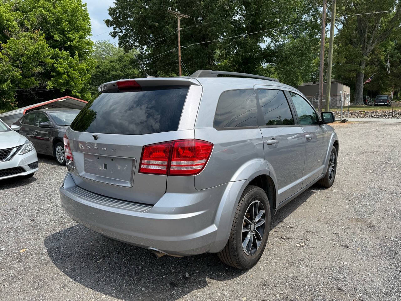 Used 2017 Dodge Journey SE w/ Flexible Seating Group FWD image 8
