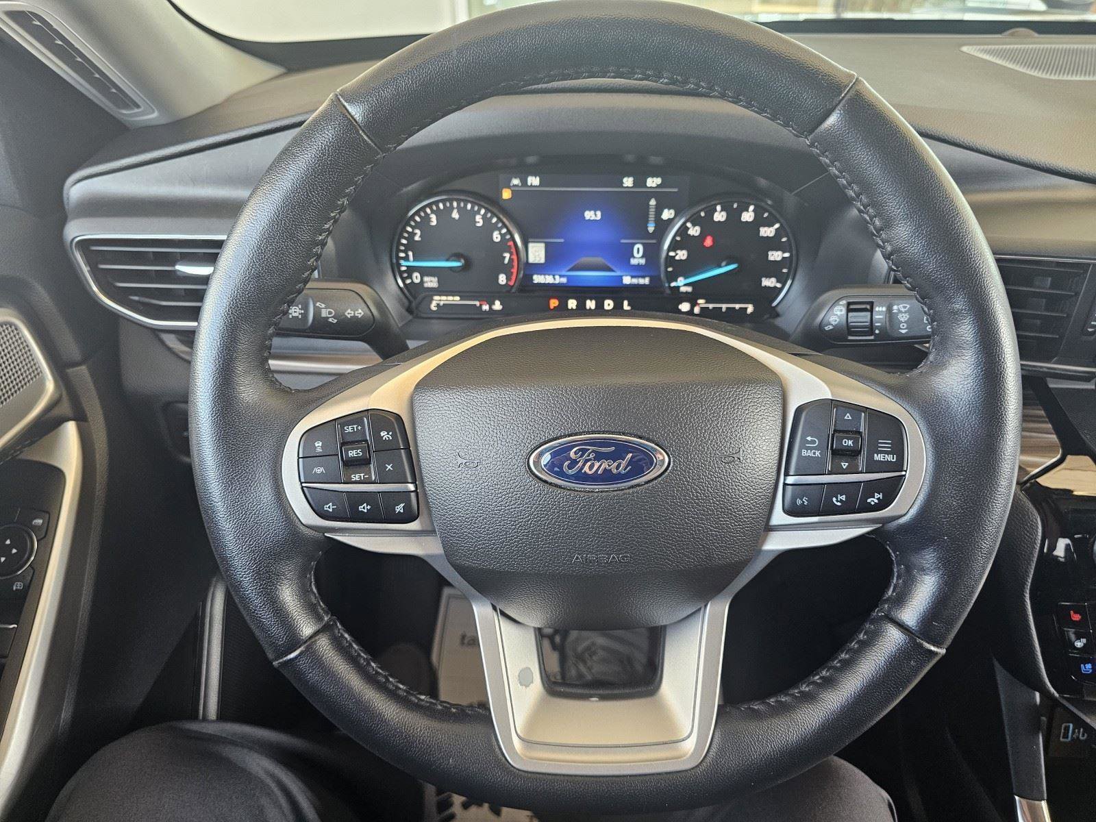 Used 2022 Ford Explorer Limited w/ Equipment Group 301A image 43