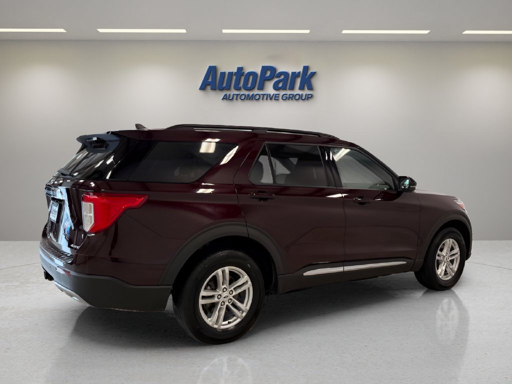 Certified 2023 Ford Explorer XLT w/ Equipment Group 202A AWD/4WD image 7