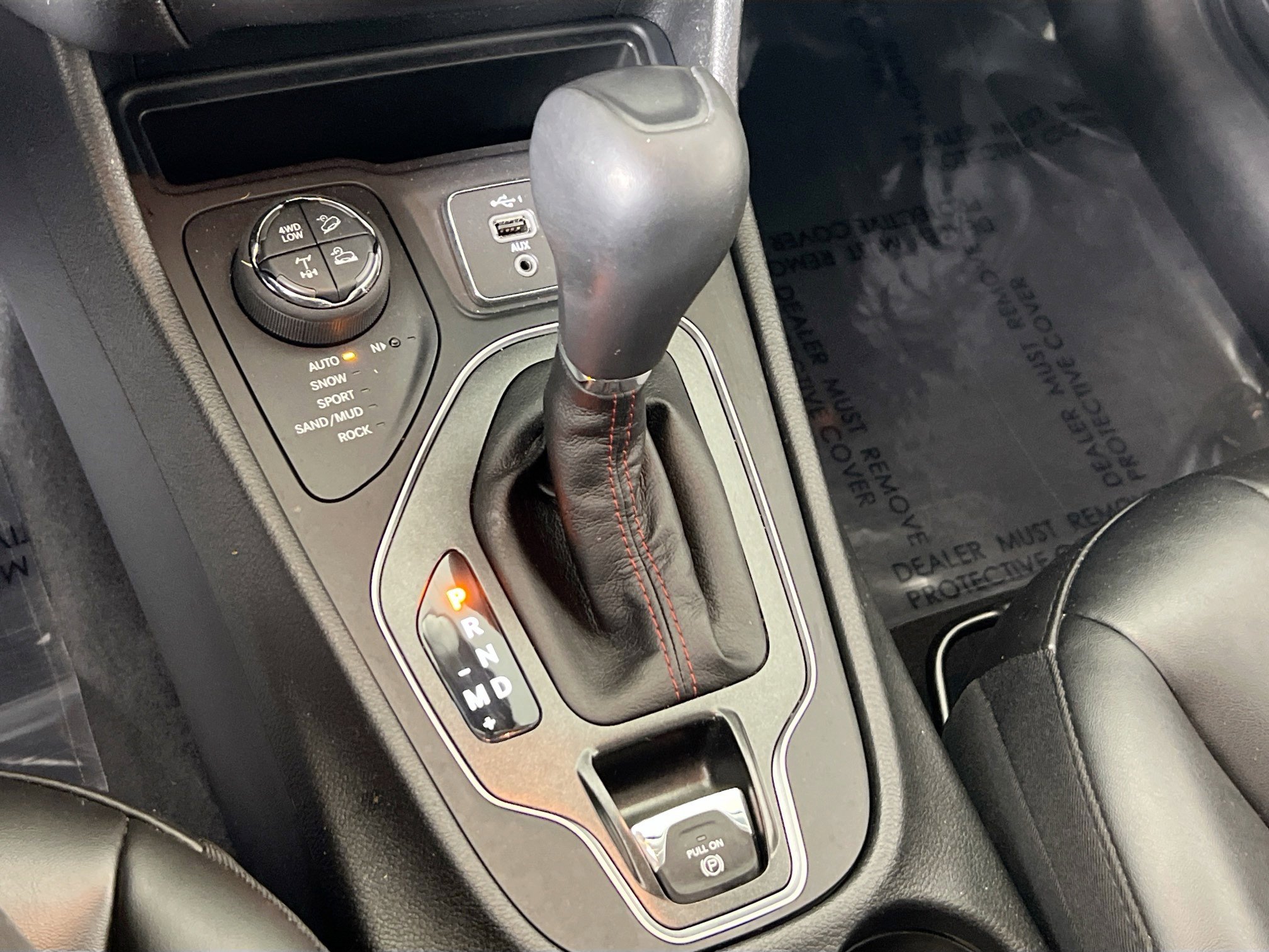 Used 2022 Jeep Cherokee Trailhawk w/ Sound & Nav Group AWD/4WD image 17