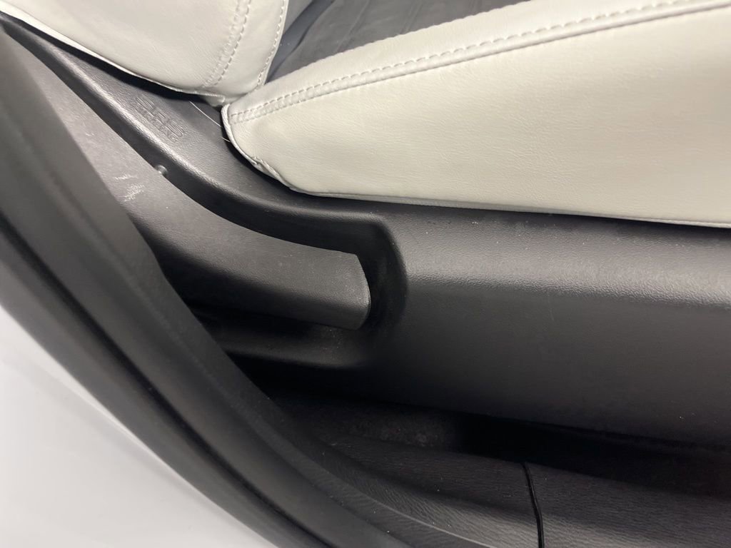 Used 2025 Mitsubishi Outlander SE image 7