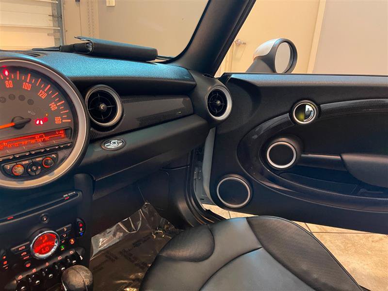 Used 2015 MINI Cooper S FWD image 60