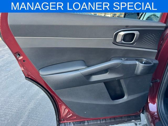 New 2025 Kia Sorento S image 12