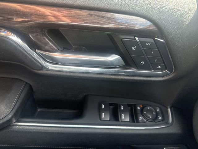 Used 2023 Chevrolet Silverado 1500 LTZ image 19