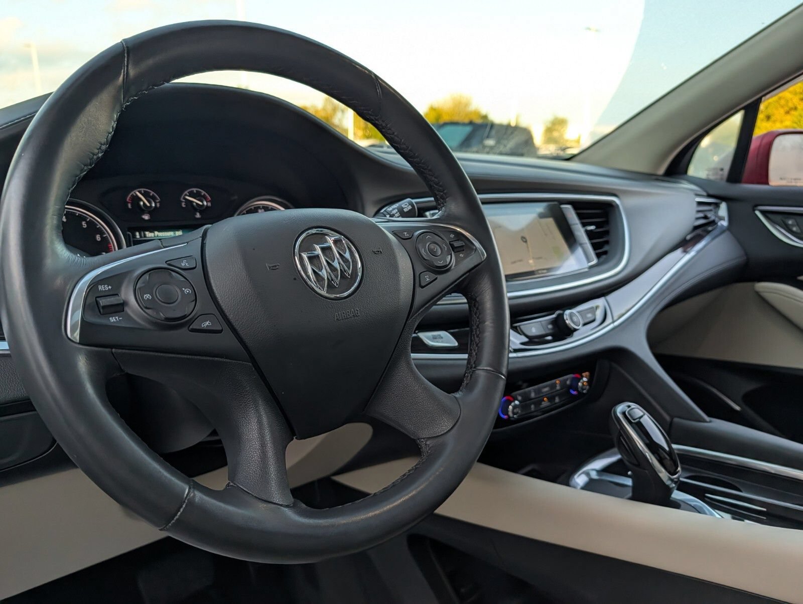 Used 2018 Buick Enclave Essence w/ Trailering Package AWD/4WD image 29