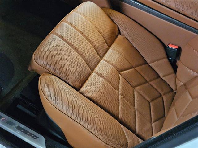 New 2026 BMW 740i RWD image 4