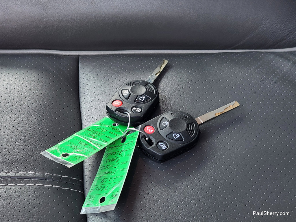 Used 2019 Ford Transit 150 148 Low Roof w/ Exterior Upgrade Package image 59