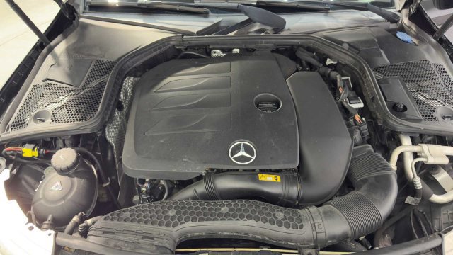 Used 2019 Mercedes-Benz C 300 Sedan image 34