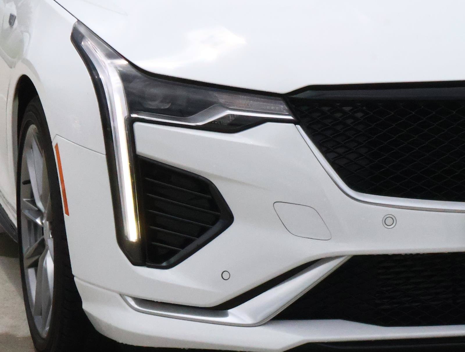 Used 2025 Cadillac CT4 Sport RWD image 9
