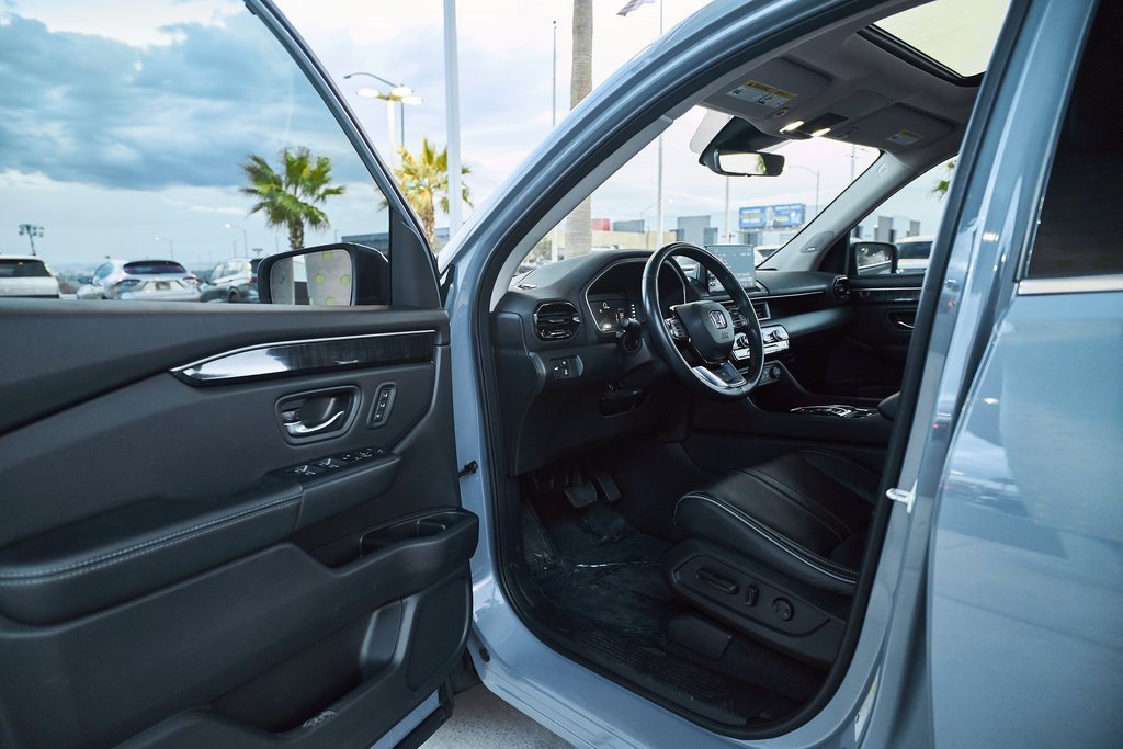 Used 2023 Honda Pilot Elite image 19