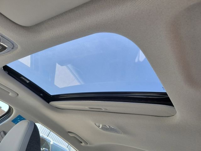 New 2026 Hyundai Elantra Limited image 16